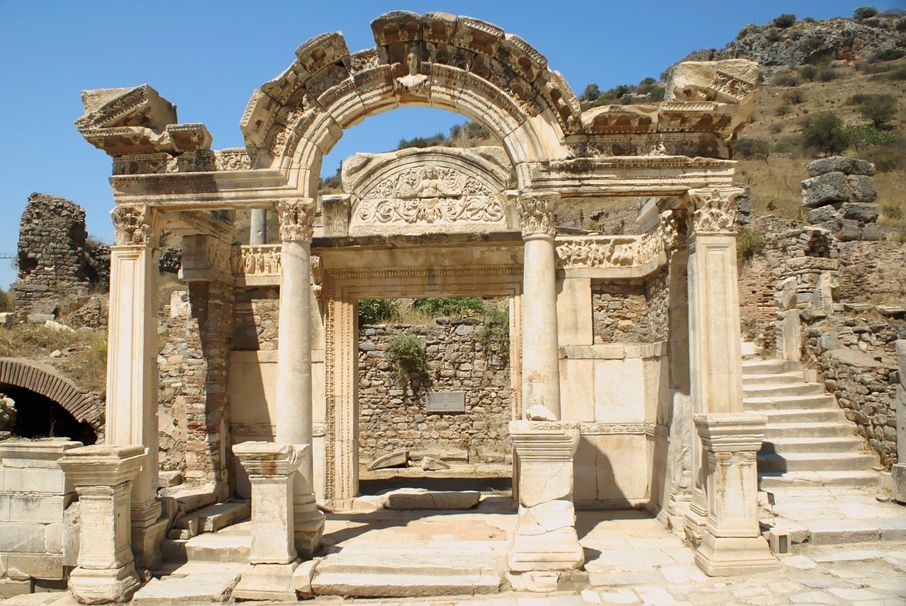 ephesus-1178715_1280 RESIZE ephesus-1178715_1280 RESIZE