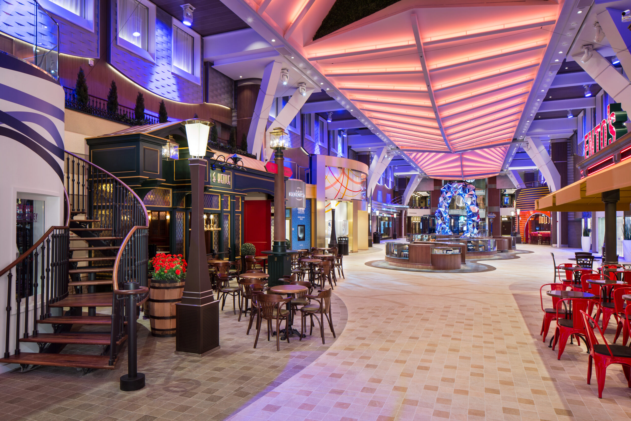 Royal Promenade Royal Promenade