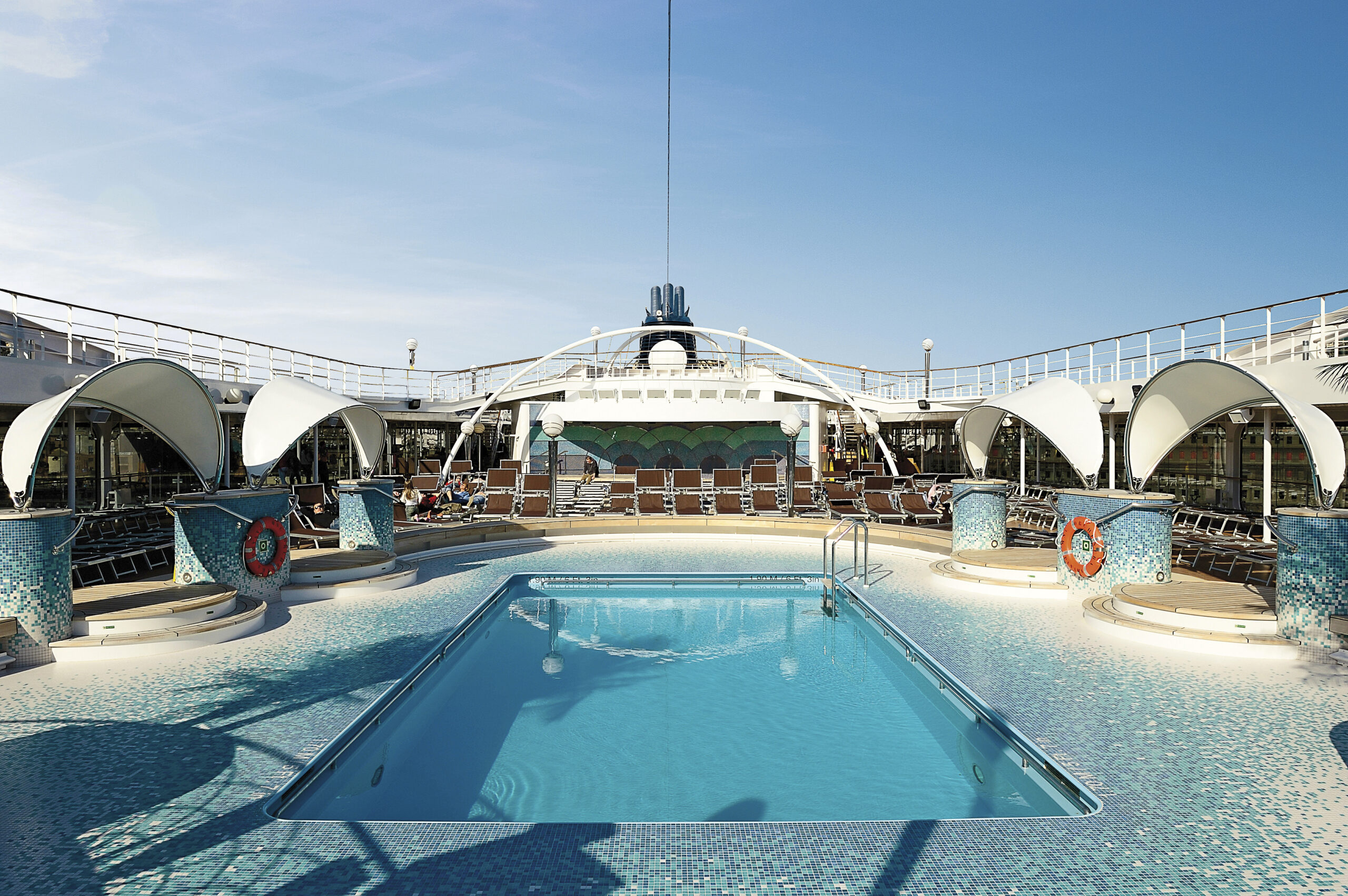 “OR_sundeck_08.jpg” “OR_sundeck_08.jpg”