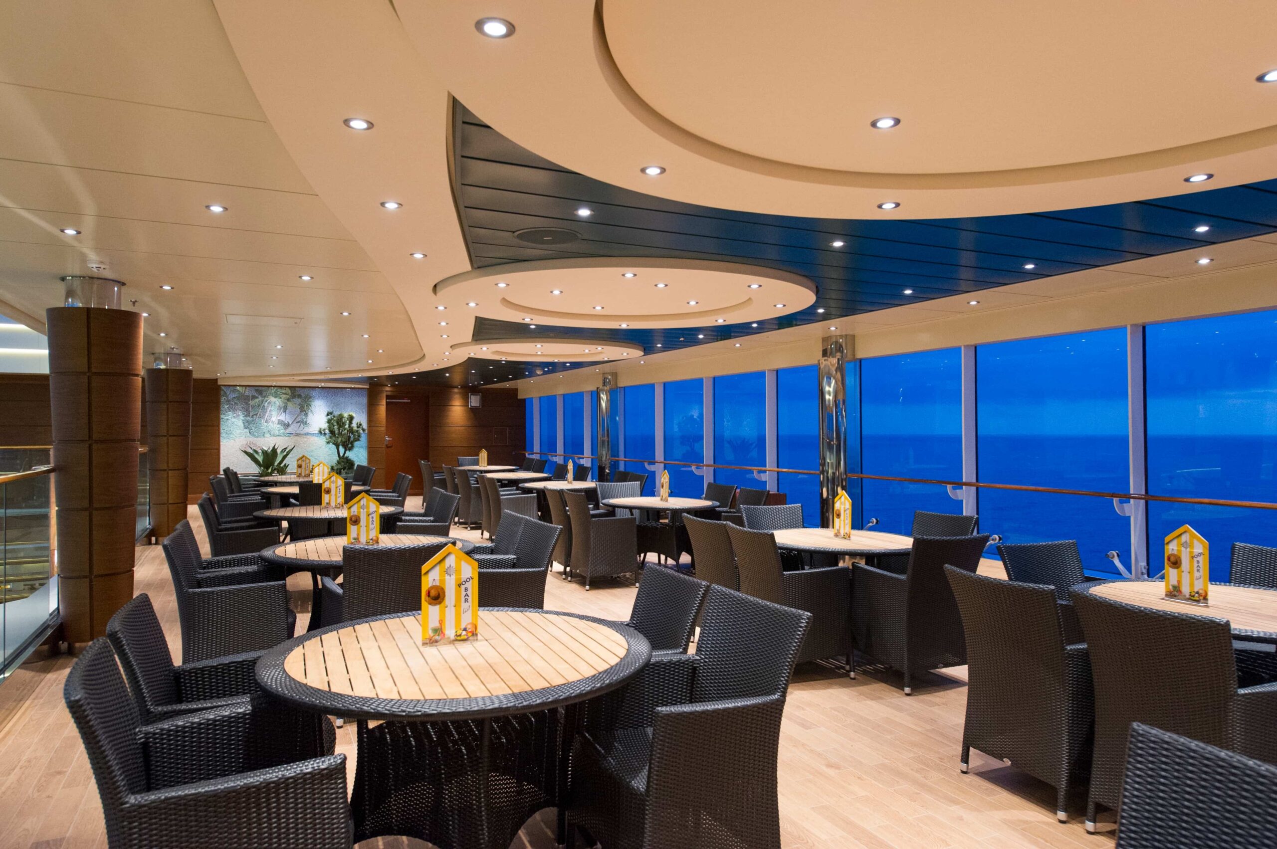 RESTAURANT RESTAURANT