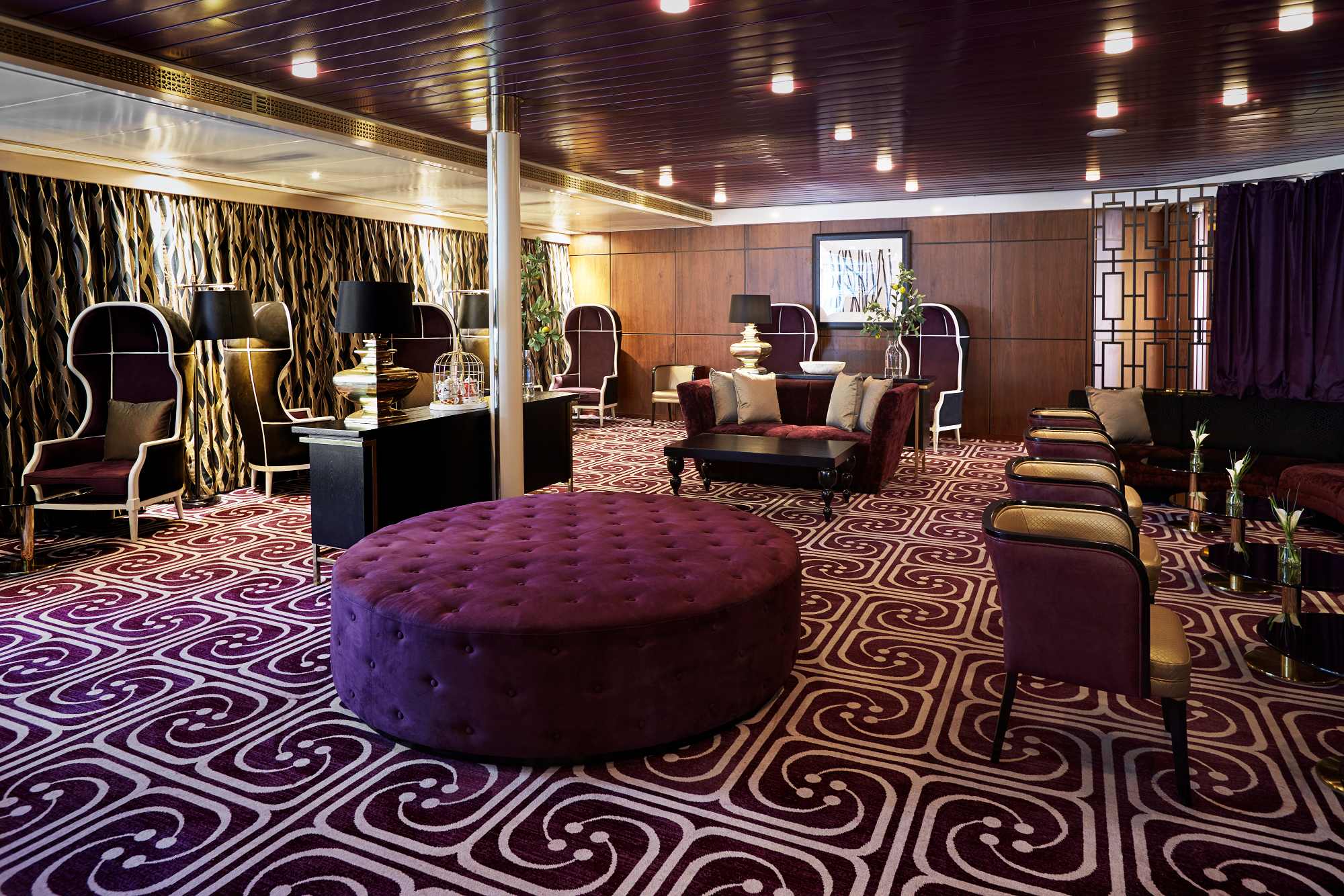 lounge lounge